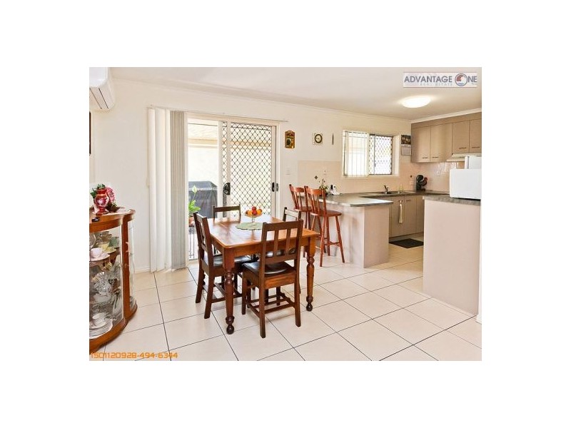 12 EMERALD PARK WAY, Urangan QLD 4655