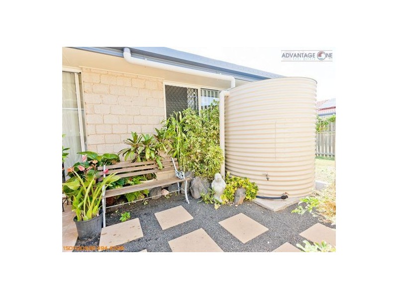 12 EMERALD PARK WAY, Urangan QLD 4655