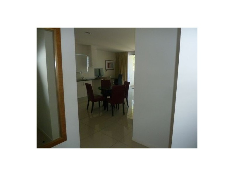 1005/627 esplanade, Urangan QLD 4655