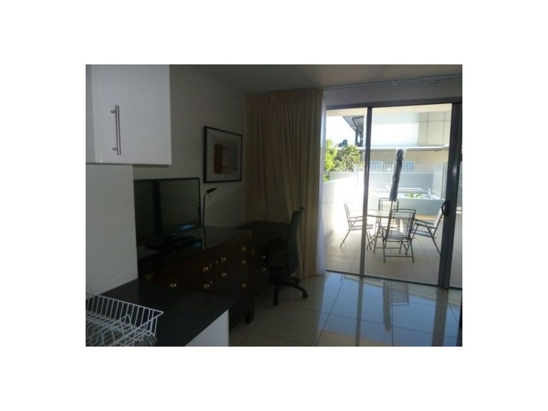 1005/627 esplanade, Urangan QLD 4655