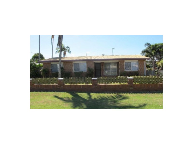 61 drummond, Urangan QLD 4655