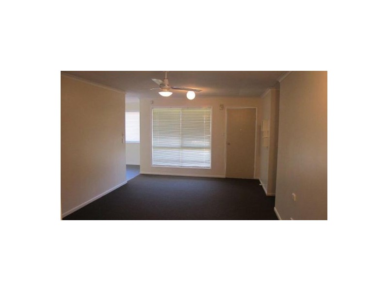61 drummond, Urangan QLD 4655