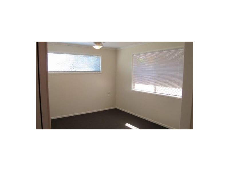 61 drummond, Urangan QLD 4655