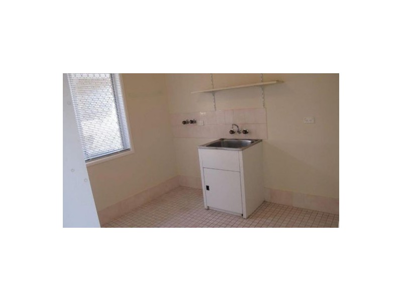 61 drummond, Urangan QLD 4655