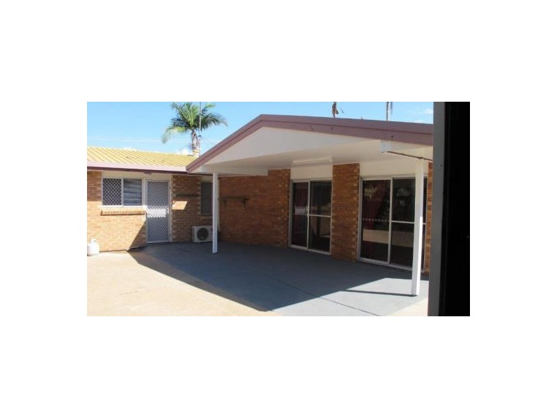 61 drummond, Urangan QLD 4655