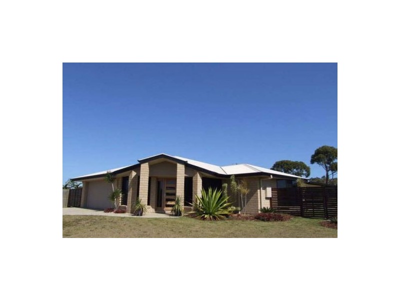 8 KINGSTON CLOSE, Wondunna QLD 4655