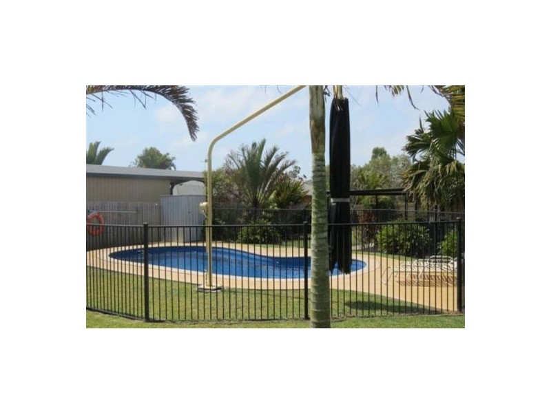8 KINGSTON CLOSE, Wondunna QLD 4655