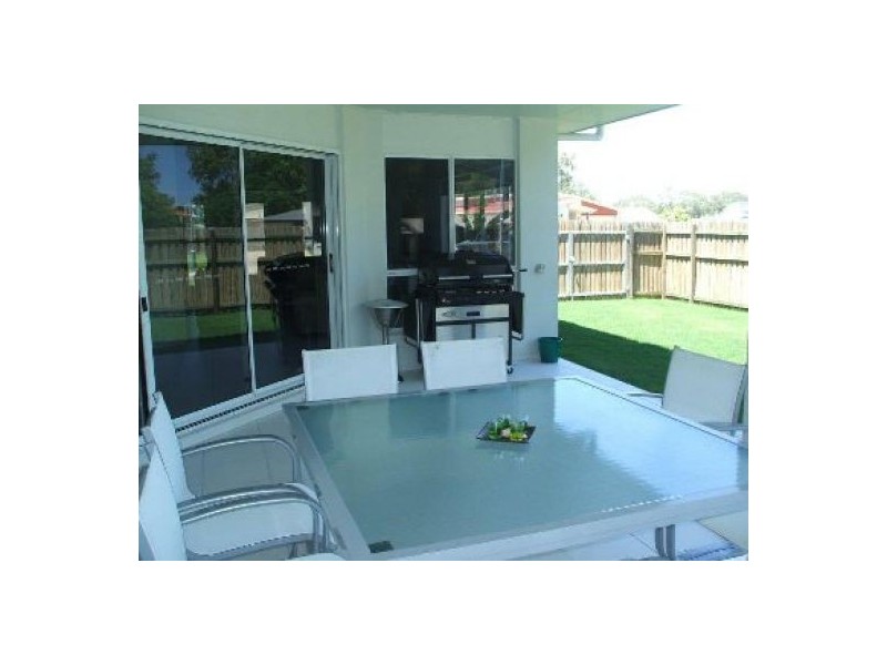 14 FRASER WATERS PDE, Toogoom QLD 4655