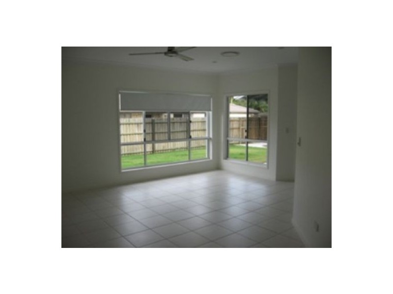 14 FRASER WATERS PDE, Toogoom QLD 4655