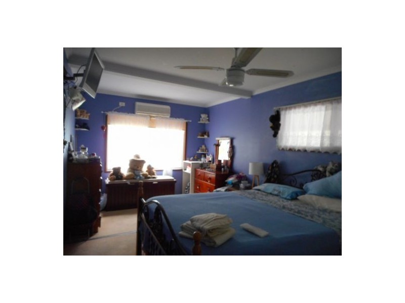 8/208 ELIZABETH ST, Urangan QLD 4655