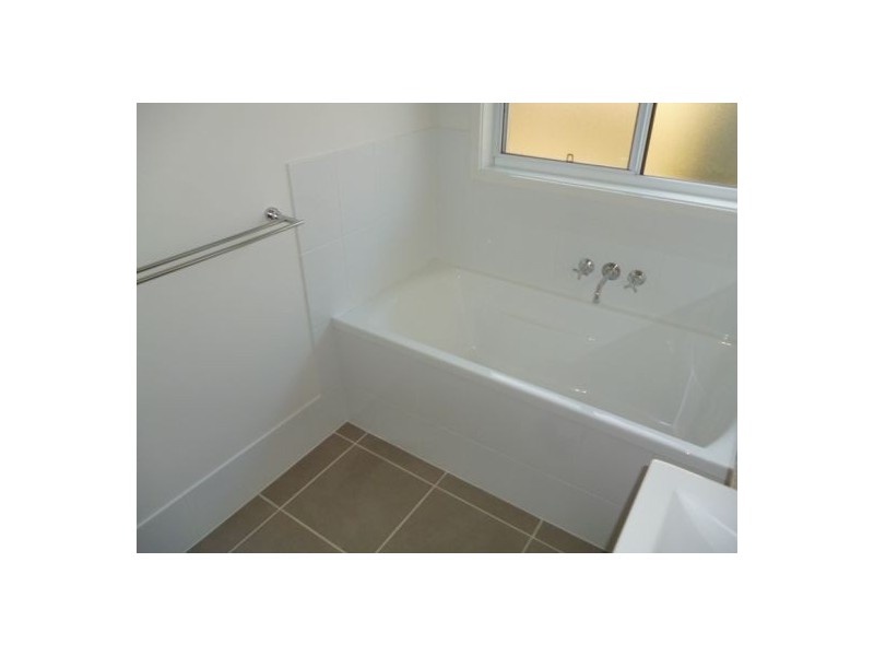 14 Morgan Circuit, Urraween QLD 4655