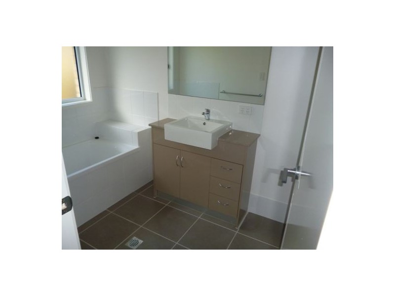 14 Morgan Circuit, Urraween QLD 4655