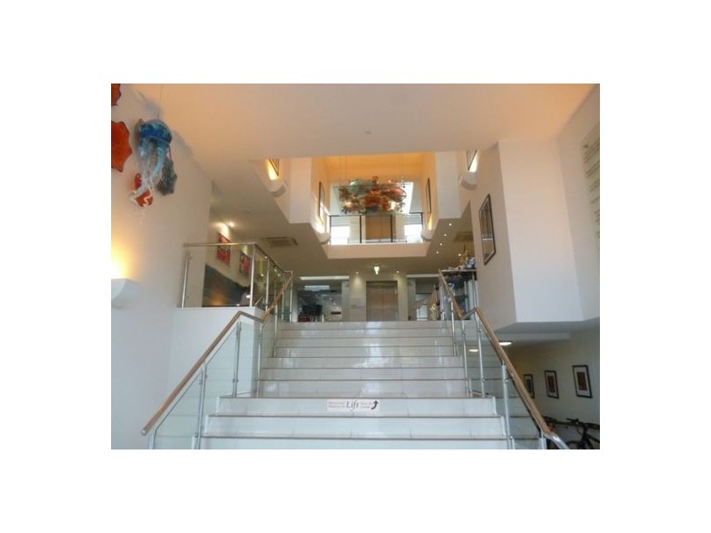 2009/627 Esplanade, Urangan QLD 4655