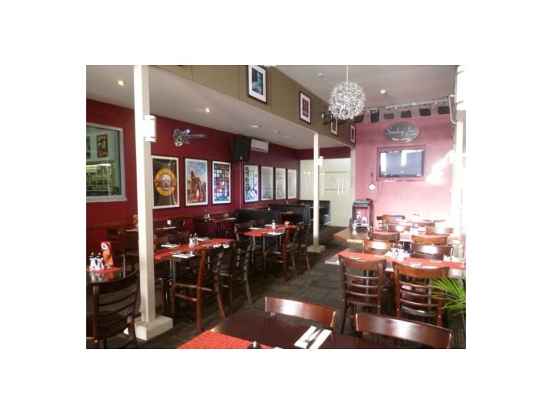 2009/627 Esplanade, Urangan QLD 4655