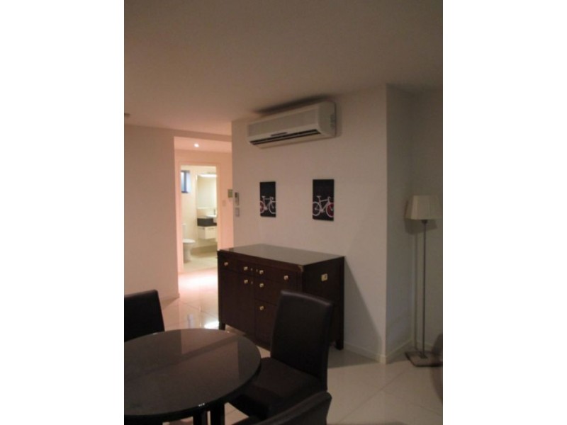 2009/627 Esplanade, Urangan QLD 4655