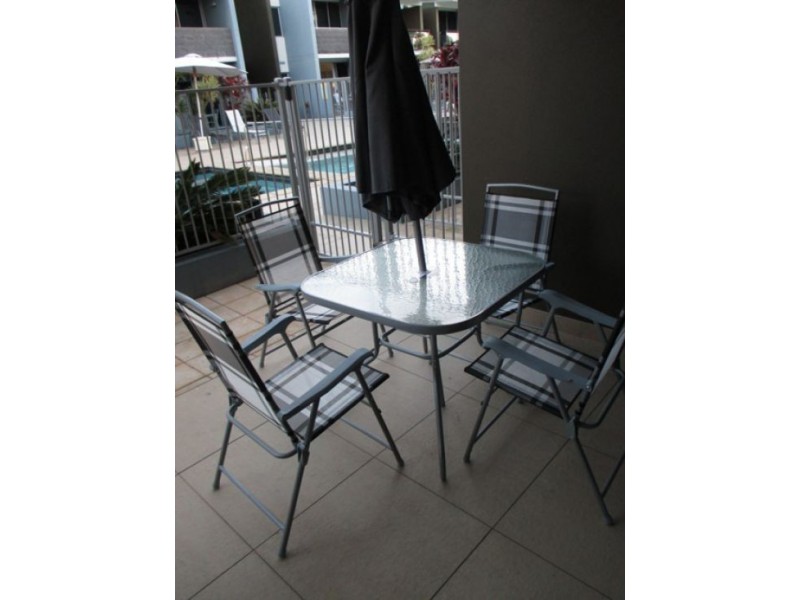 2009/627 Esplanade, Urangan QLD 4655