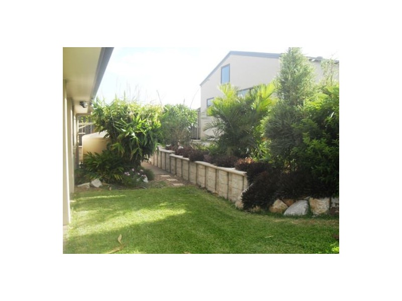12 Seacrest Drive, Wondunna QLD 4655
