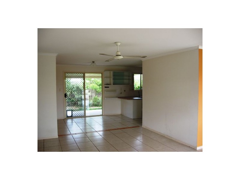 30 ISIS CRT, Eli Waters QLD 4655