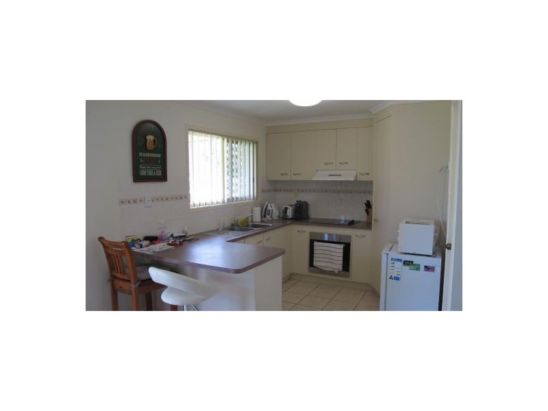 70 BANKSIA ST, Point Vernon QLD 4655