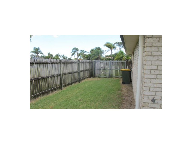 70 BANKSIA ST, Point Vernon QLD 4655