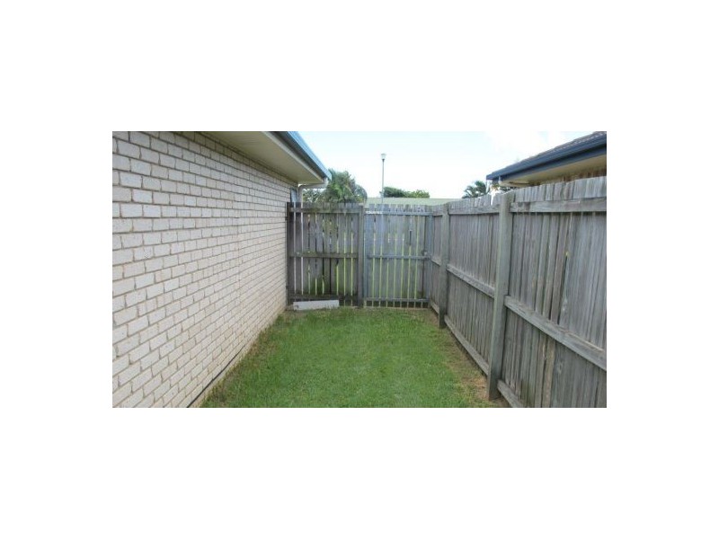 70 BANKSIA ST, Point Vernon QLD 4655