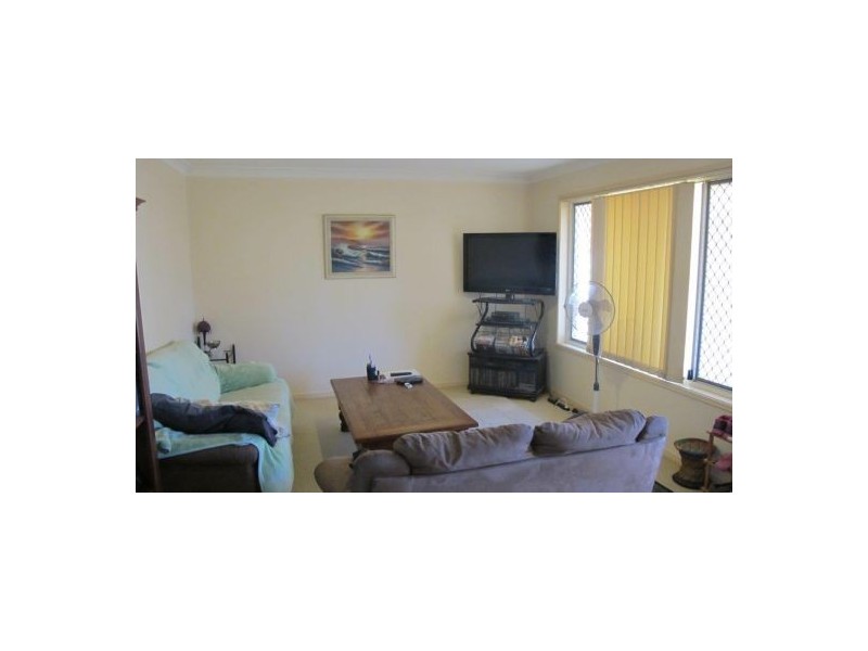 4 GUMTREE DVE, Urraween QLD 4655