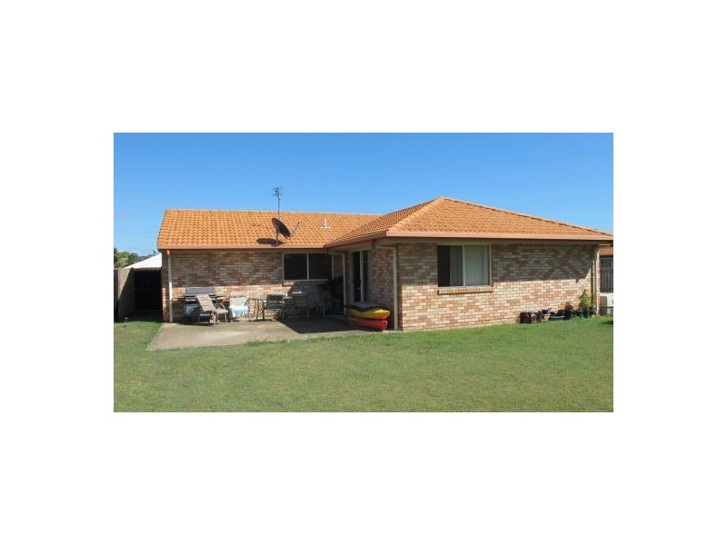 4 GUMTREE DVE, Urraween QLD 4655