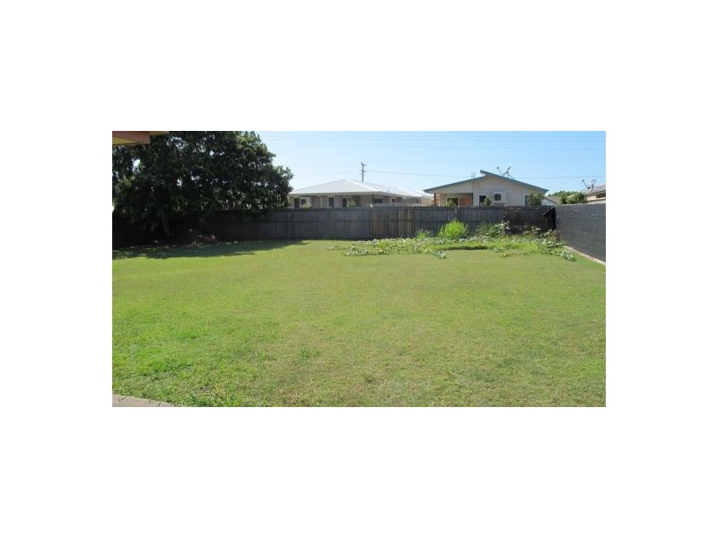 4 GUMTREE DVE, Urraween QLD 4655