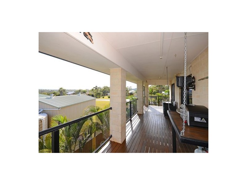 65 PALM WAY, Dundowran Beach QLD 4655