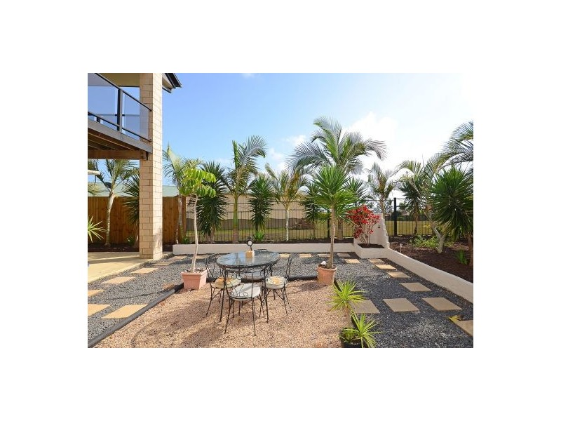 65 PALM WAY, Dundowran Beach QLD 4655