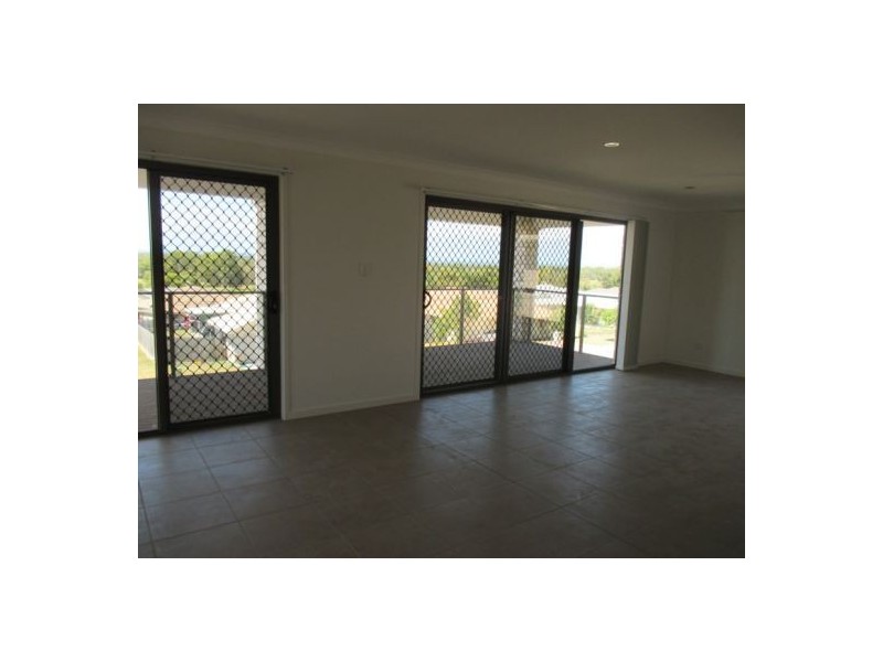 5 Steel Street, Wondunna QLD 4655