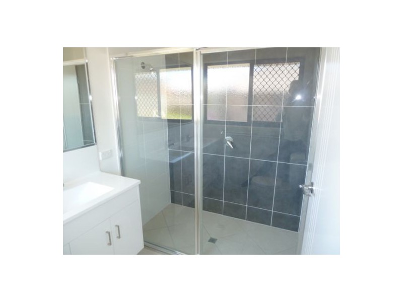 9 Steel Street, Wondunna QLD 4655