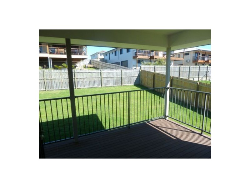 9 Steel Street, Wondunna QLD 4655