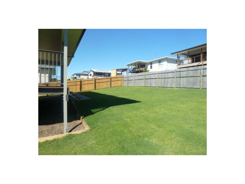 9 Steel Street, Wondunna QLD 4655