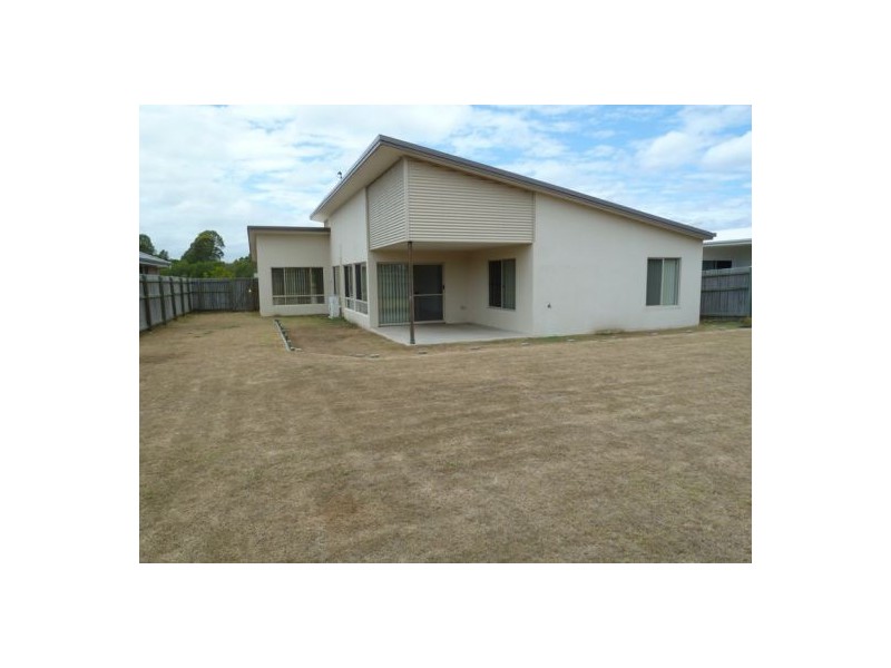 10 HELM ST, Toogoom QLD 4655