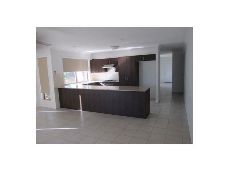 2 Santa Maria, Urraween QLD 4655