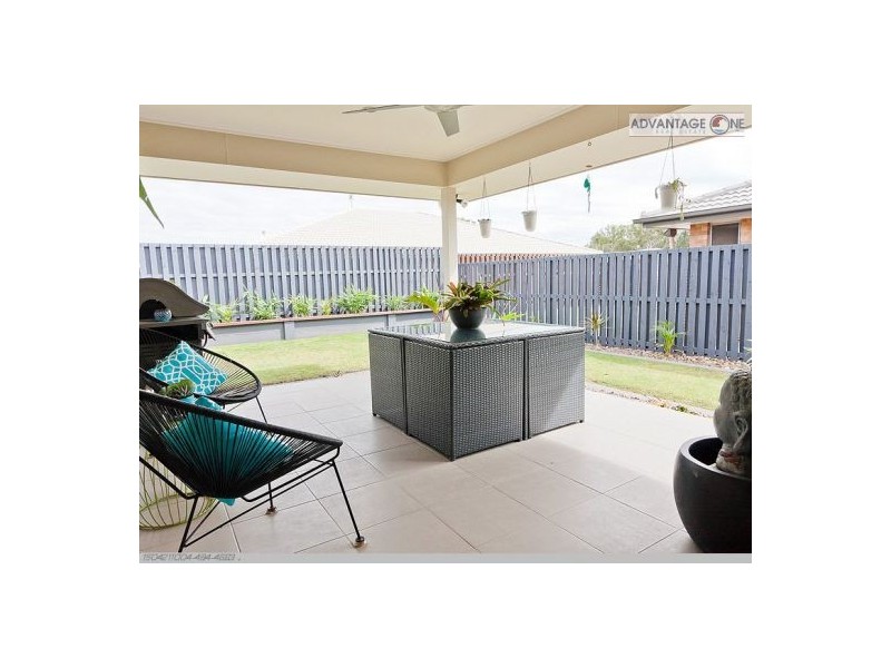 24 Oxley Circuit, Urraween QLD 4655