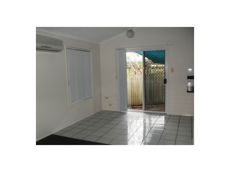 1 Sealink Drive, Point Vernon QLD 4655