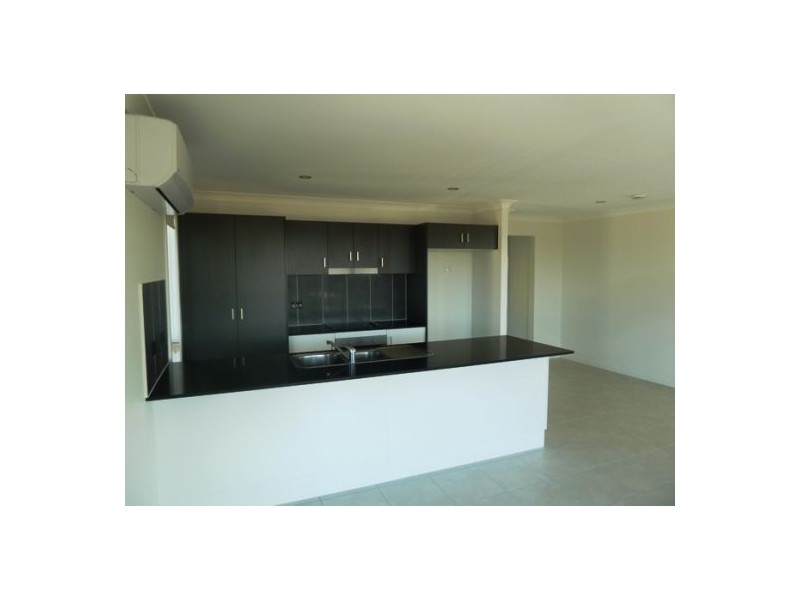 32 Baybridge Drive, Wondunna QLD 4655