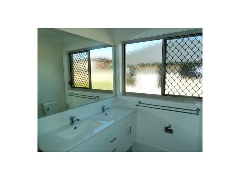 32 Baybridge Drive, Wondunna QLD 4655