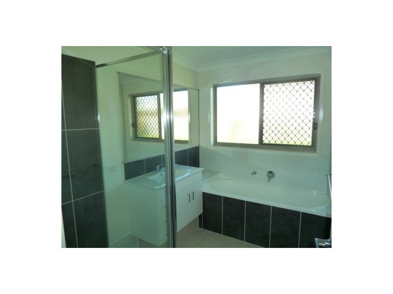32 Baybridge Drive, Wondunna QLD 4655