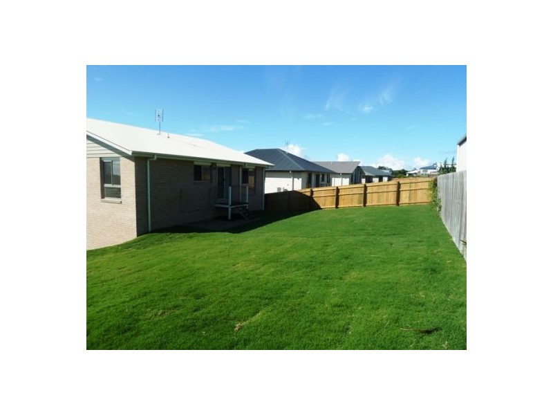 32 Baybridge Drive, Wondunna QLD 4655