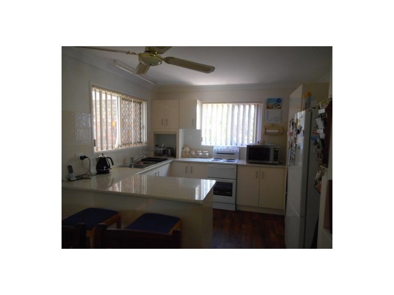 57 Glenray Street, Urangan QLD 4655