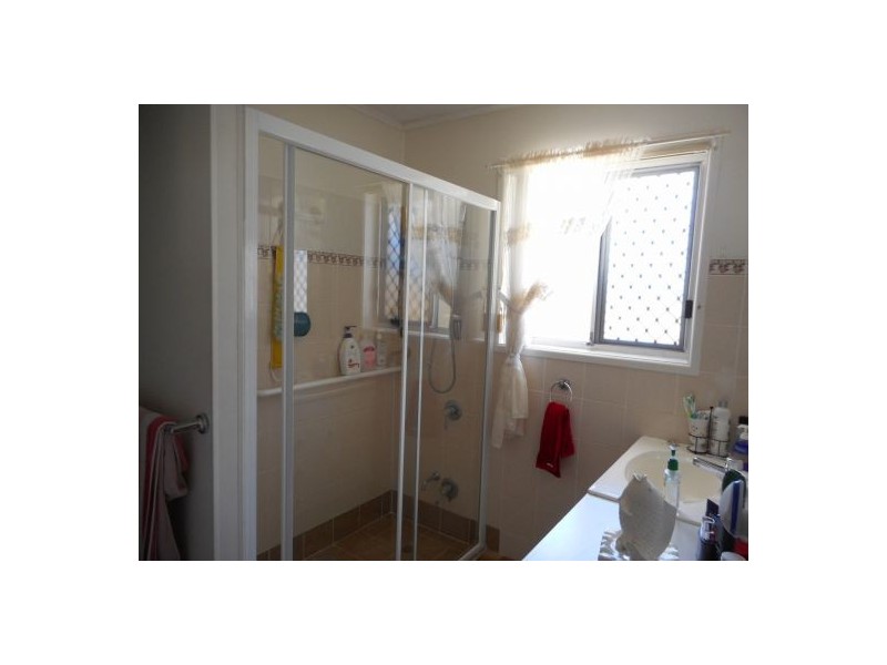 57 Glenray Street, Urangan QLD 4655