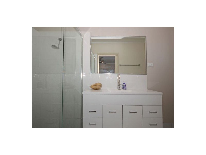 1/103 NISSEN STREET, Urraween QLD 4655