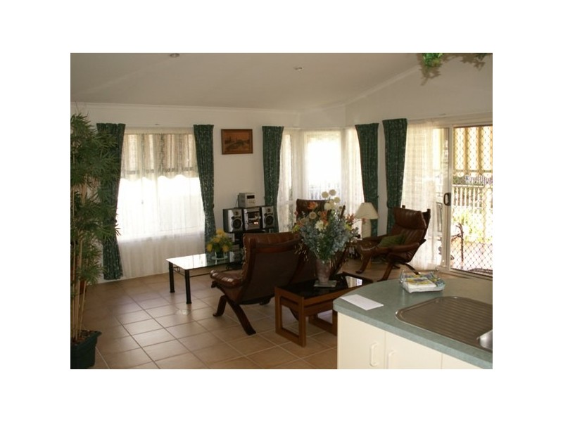 177 Reef St. Golden Shores, Pialba QLD 4655