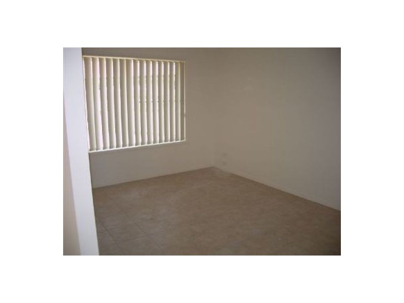 12 Kingston Way, Point Vernon QLD 4655