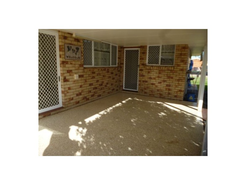 21 North Street, Point Vernon QLD 4655