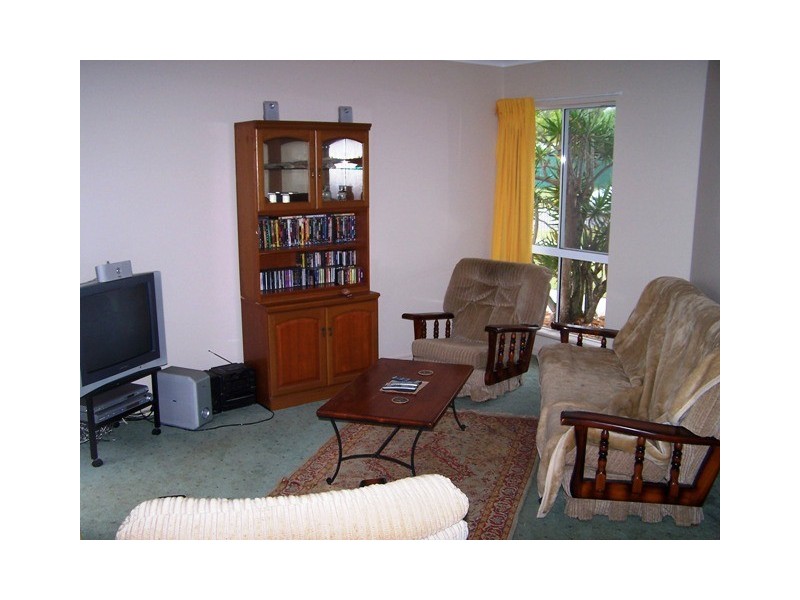 20 Mackay Drive, Kawungan QLD 4655