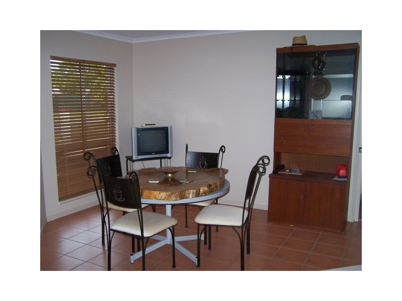 20 Mackay Drive, Kawungan QLD 4655